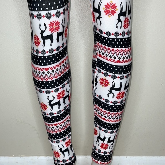 Just One Christmas Leggings Size M - Picture 3 of 6